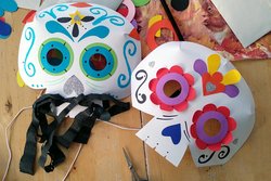 TapirPapier – Masken, Collage, PopUp und Pappmaché