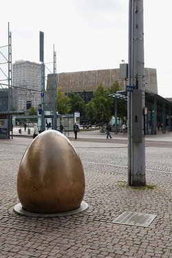 Via Lewandowsky, Durs Grünbein, Demokratieglocke, Leipzig, 2009, Fotograf: Thomas Bruns