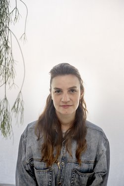 Fotografie 1: Out of Frame Fotografie 1: Out of Frame - Kathrin Sonntag, Fotografie 1: Out of Frame - Fotografie im Raum (Foto: Nina Hoffmann).