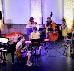 LX [k/ein improvisiertes Konzert]