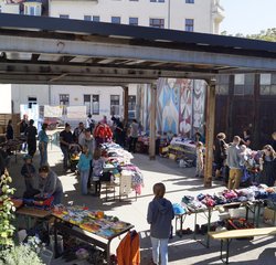 Kindersachenflohmarkt für Friedrichstädter*innen mit Kiezfrühstück & Nachbarschaftsplausch