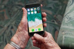 Smartphone-Sprechstunde für Menschen ü60 Smartphone-Sprechstunde für Menschen ü60 - Smartphone-Sprechstunde für Menschen ü60